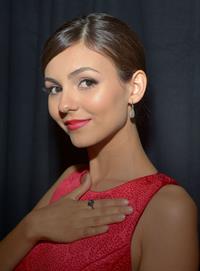 Victoria Justice video TeenNick HALO awards in Hollywood 11/17/12 