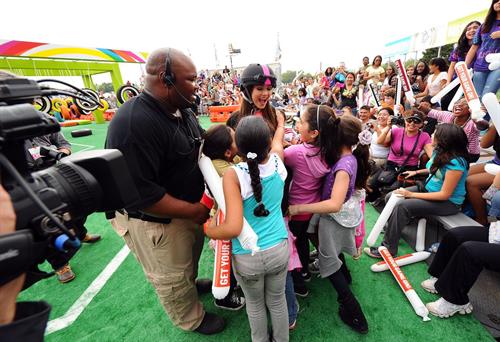 Victoria Justice Worldwide Day of Play event in Washington DC 9/24/11 