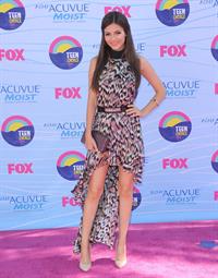 Victoria Justice - 2012 Teen Choice Awards in Universal City (July 22, 2012)
