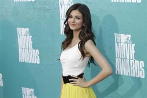 Victoria Justice - MTV Movie Awards at Universal Studios, Arrivals - June 3, 2012