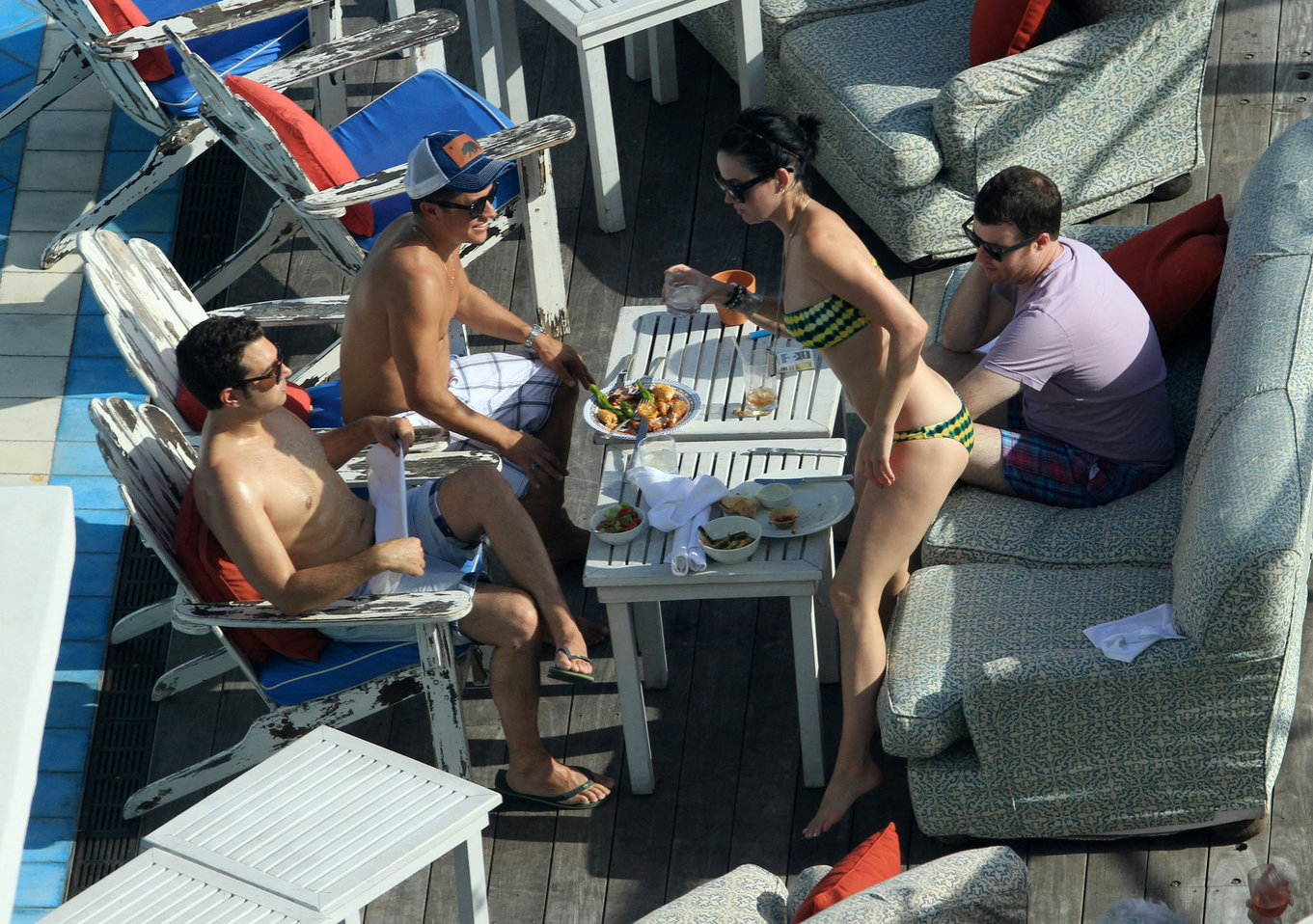 Katy Perry - In a bikini at a hotel pool in Miami July 27, 2012