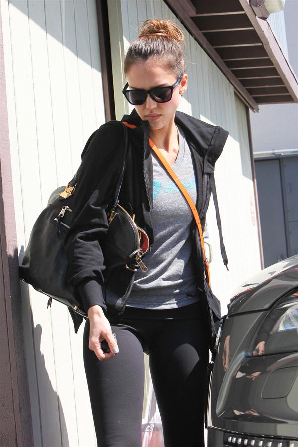 Jessica Alba going to her office in Santa Monica April 4, 2012 