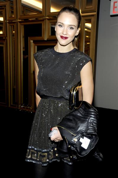 Jessica Alba Versace for H&M Fashion Event at the H&M on November 8 2011 