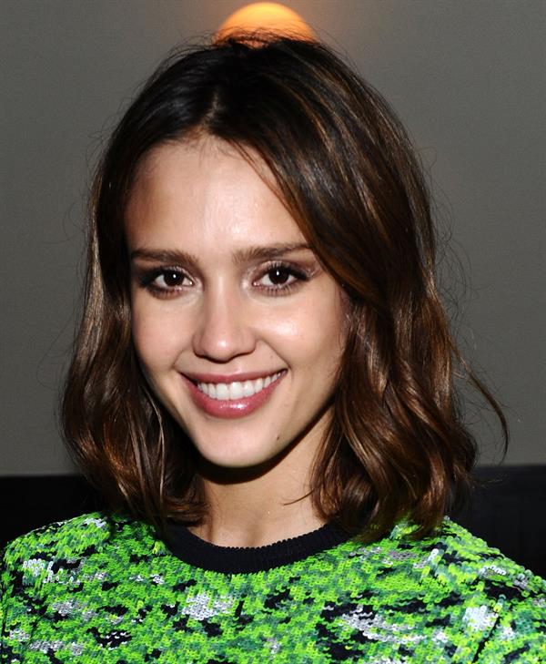 Jessica Alba - Who What Wear celebrates the launch in West Hollywood on October 3, 2011