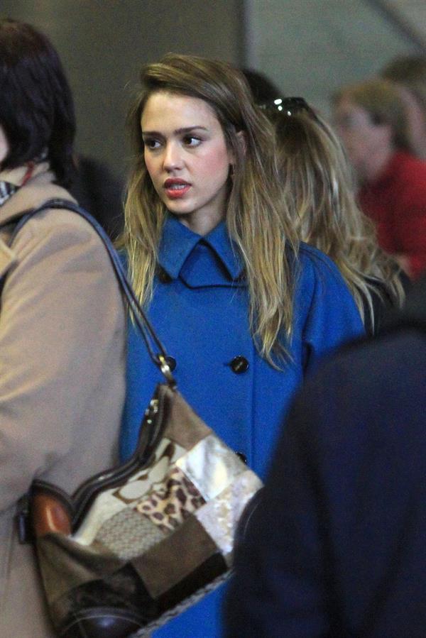 Jessica Alba arrives at Charles de Gaulle Airport in Paris 3/1/13 