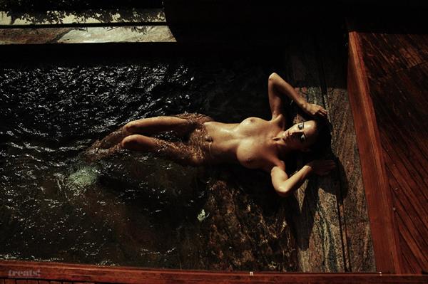 Alejandra Guilmant - breasts