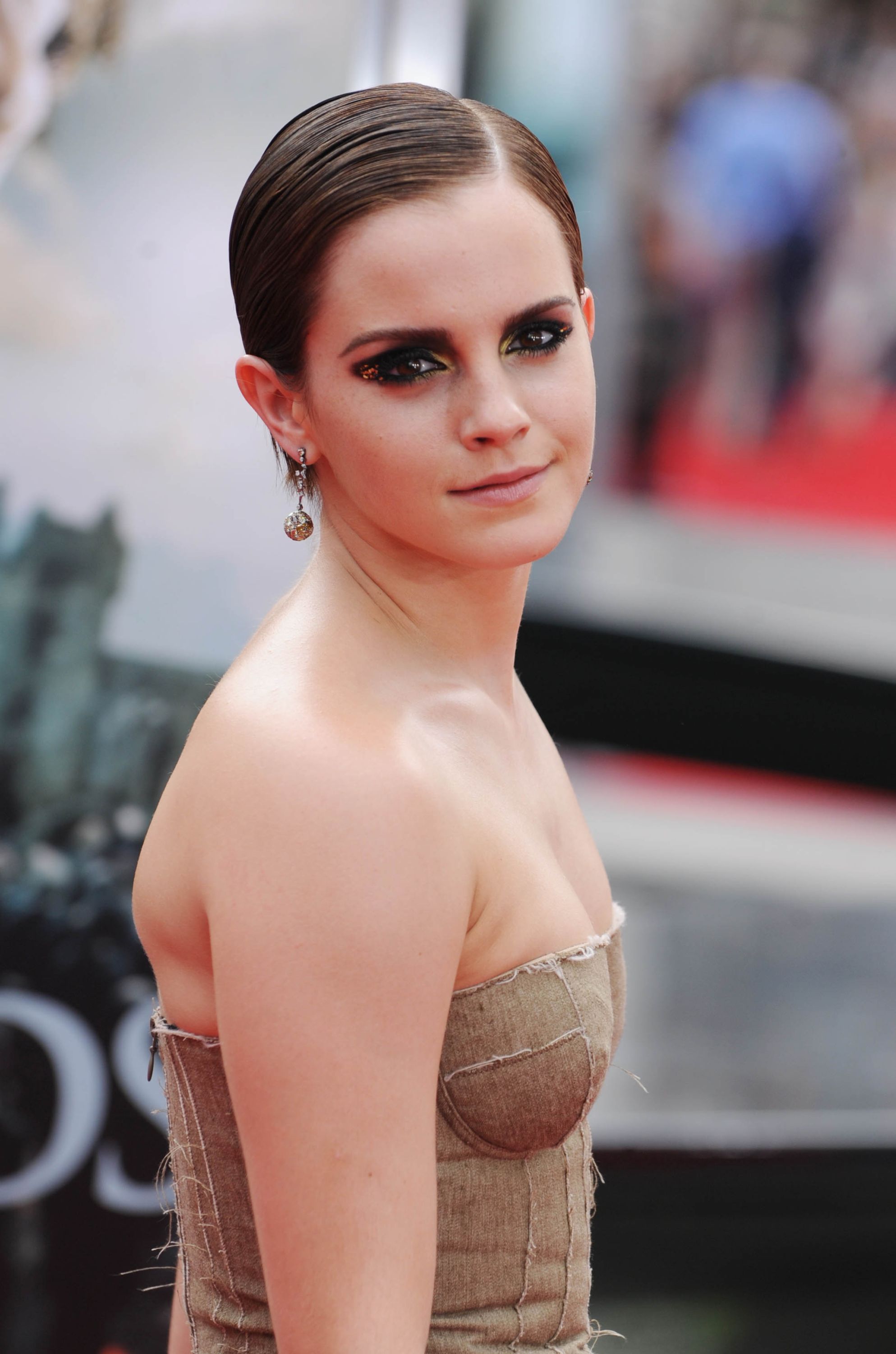 Emma Watson - Harry Potter and the Deathly Hallows Premiere in New York City, July 11, 2011