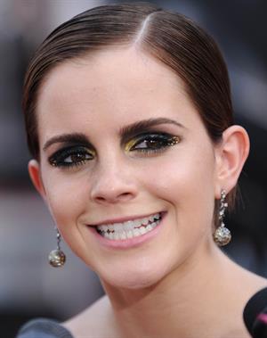 Emma Watson - Harry Potter and the Deathly Hallows Premiere in New York City, July 11, 2011