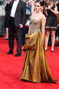 Emma Watson - Harry Potter and the Deathly Hallows Premiere in New York City, July 11, 2011