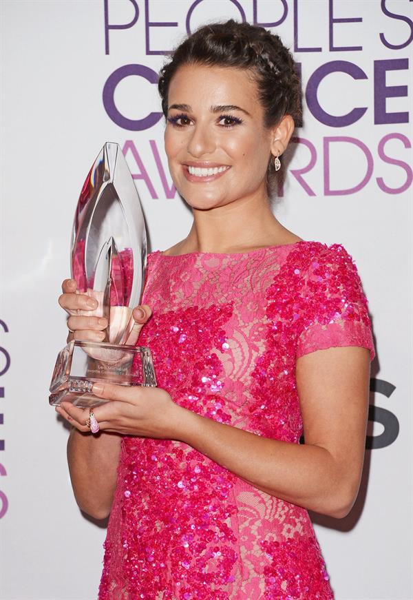 Lea Michele in pink at the 39th Annual People's Choice Awards in Los Angeles on Jan 9, 2013 