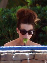 Kate Beckinsale wearing a bikini on vacation in Mexico August 21, 2013