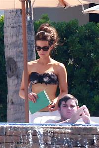 Kate Beckinsale wearing a bikini on vacation in Mexico August 21, 2013