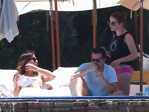 Kate Beckinsale wearing a bikini on vacation in Mexico August 22, 2013 