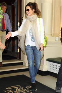 Kate Beckinsale leaving her hotel in London August 17, 2012