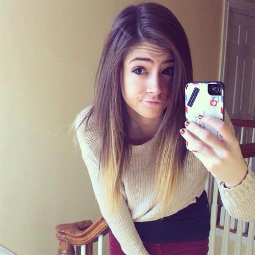 Chrissy Costanza taking a selfie