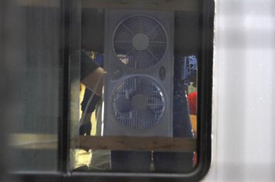 Jennifer Lawrence s On the Set of X-Men: Days of Future Past - Montreal, Canada (May 31, 2013) 