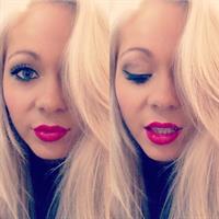 Krystal Dawson taking a selfie