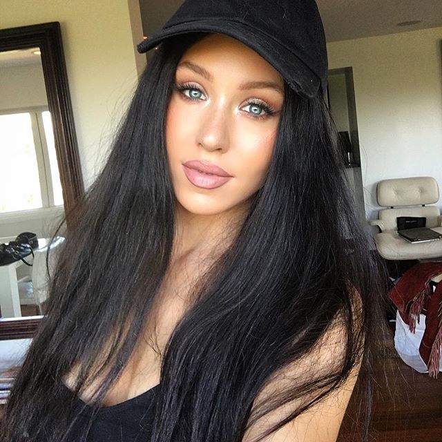 Imogen Anthony taking a selfie