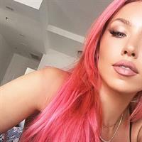 Imogen Anthony taking a selfie