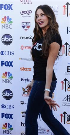 Sofia Vergara - Stand Up To Cancer benefit in Los Angeles - September 7, 2012