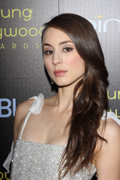 Troian Bellisario