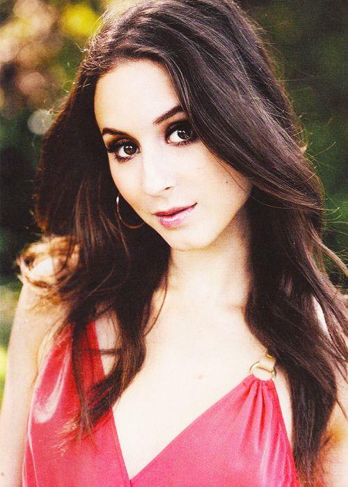 Troian Bellisario