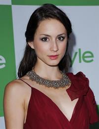 Troian Bellisario