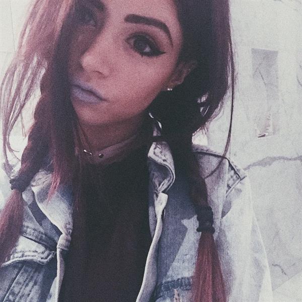 Chrissy Costanza