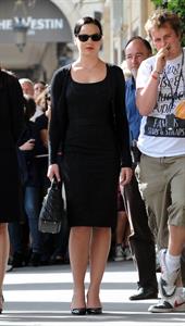 Abbie Cornish on set 1/8/2010