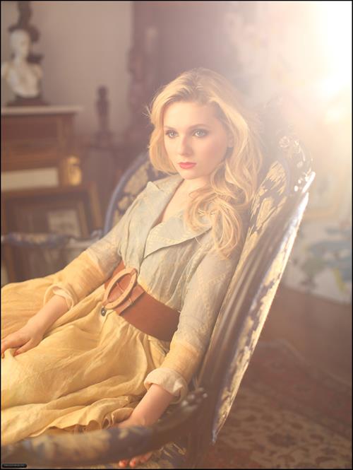 Abigail Breslin Gregg Delman photoshoot 2012 