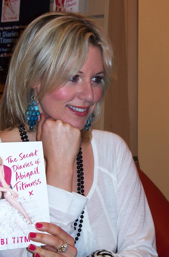 Abi Titmuss at a book signing in Southampton August 2, 2008