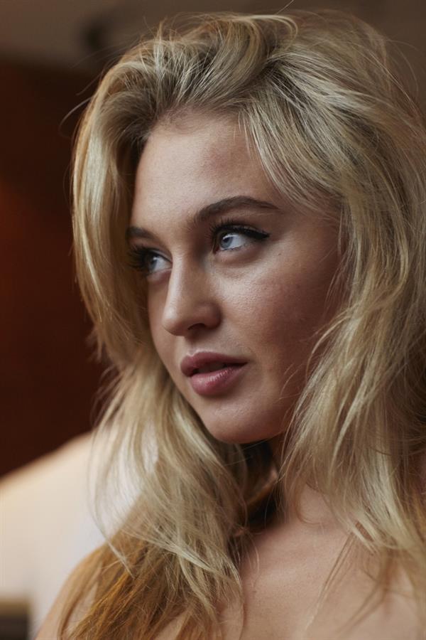 Iskra Lawrence - Hotel Ma Cherie Photoshoot 2015