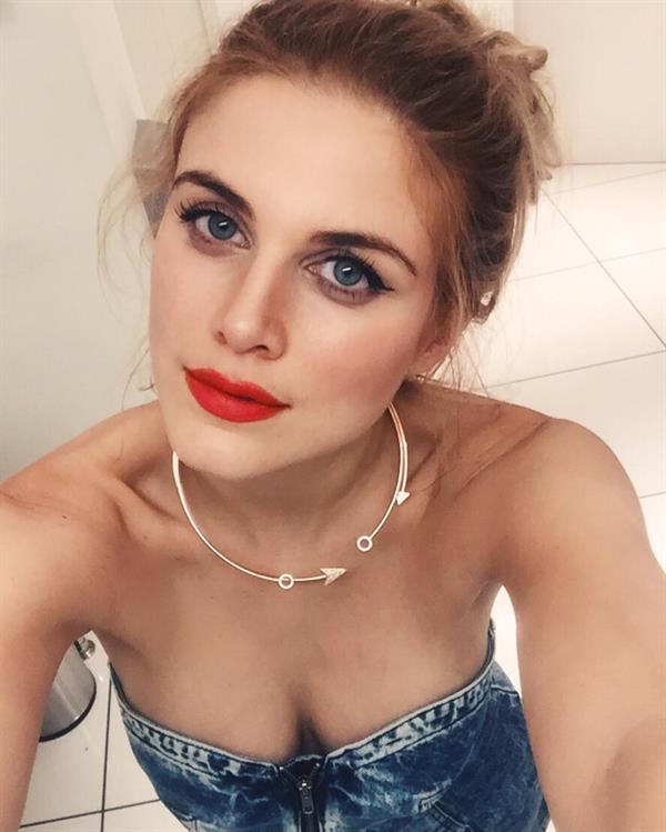 Ashley James taking a selfie