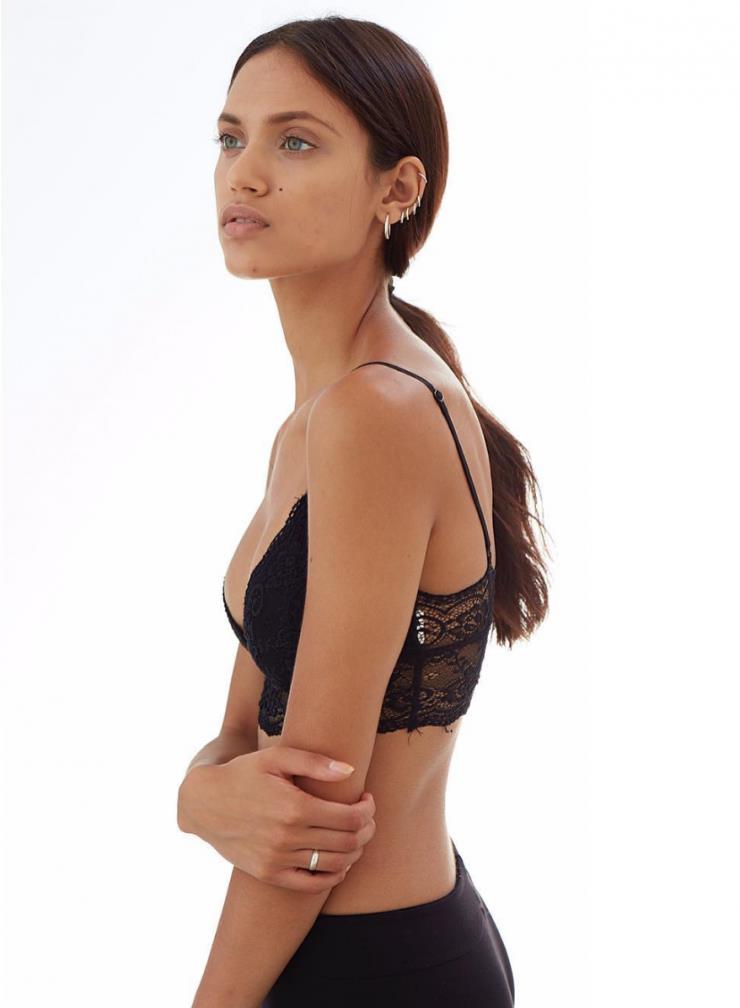 Dalianah Arekion in lingerie