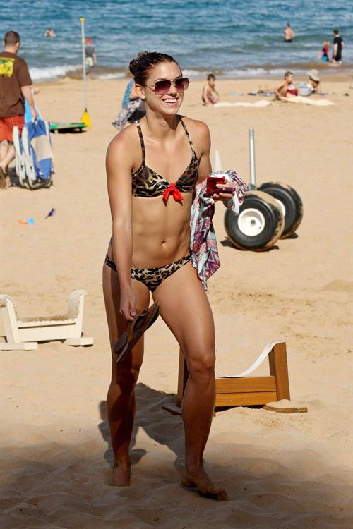 Alex Morgan bikini candids in Hawaii 12/19/12 