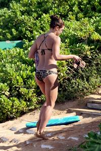 Alex Morgan bikini candids in Hawaii 12/19/12 