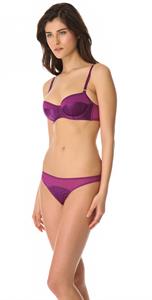 Katarina Ivanovska in lingerie