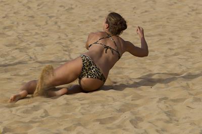 Alex Morgan bikini candids in Hawaii 12/19/12 
