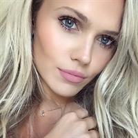 Hilde Osland taking a selfie