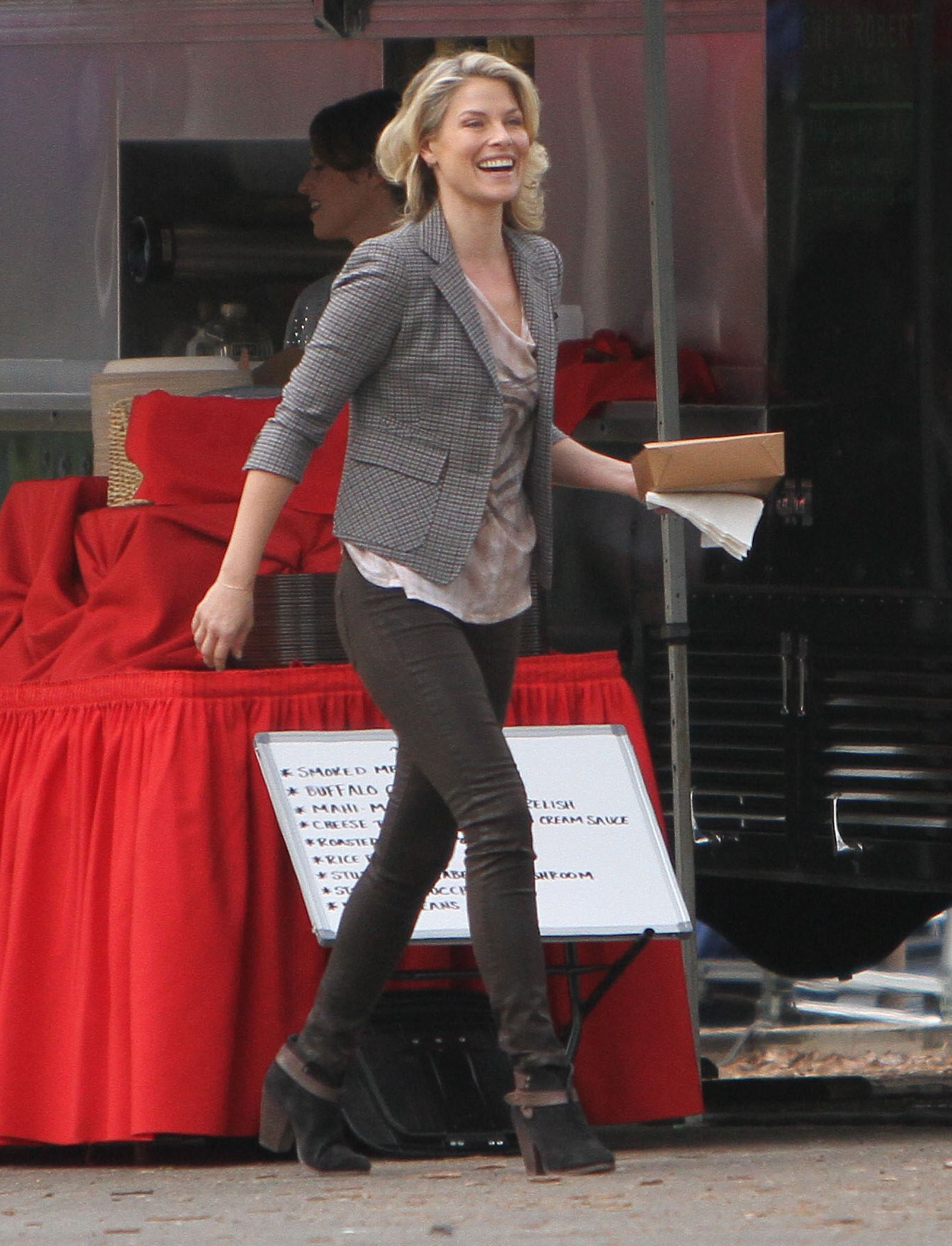 Ali Larter Filming 'You're Not You' in Los Angeles (November 15, 2012) 