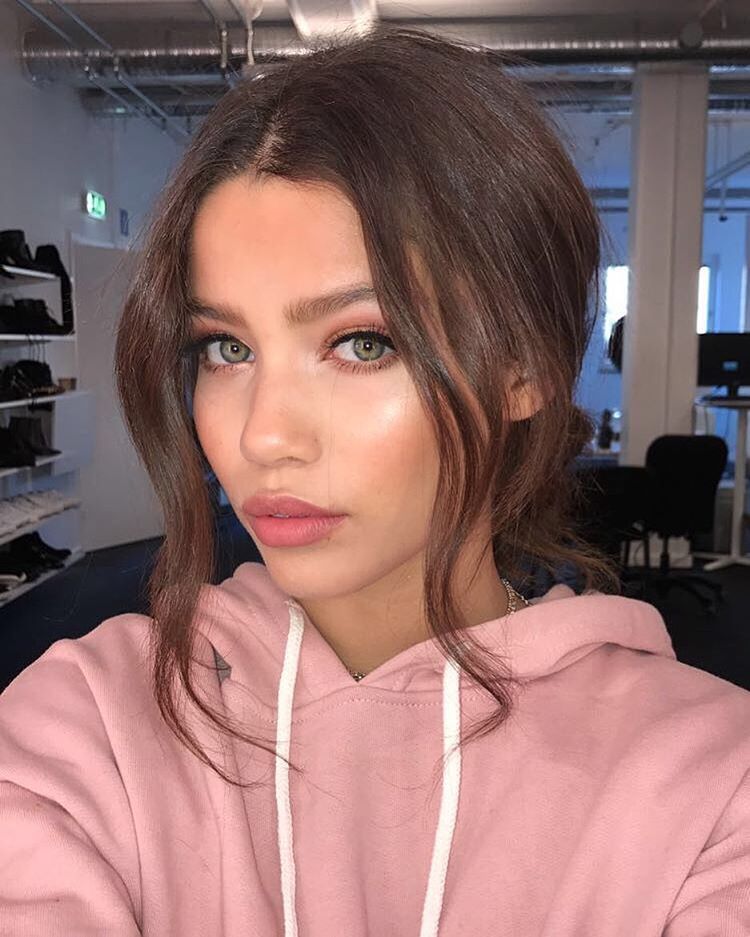 Audreyana Michelle taking a selfie