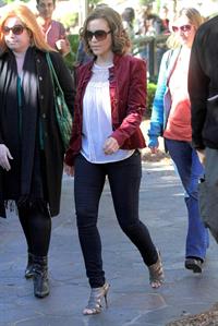 Alyssa Milano Extra at the Grove in Los Angeles November 30, 2010
