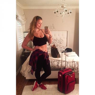 Hunter McGrady taking a selfie