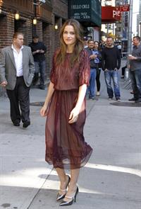 Amanda Peet arriving for David Letterman appearance on March 13, 2012