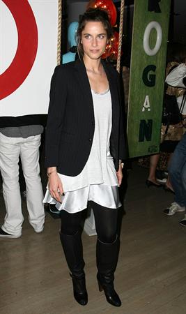 Amanda Peet at the Pineapple Express premiere in Westwood 