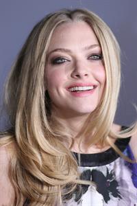 Amanda Seyfried In Time premiere in Los Angeles on October 20, 2011 