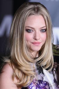Amanda Seyfried In Time premiere in Los Angeles on October 20, 2011 