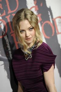 Amanda Seyfried Los Angeles premiere of Red Riding Hood at Graumans Chinese Theatre on March 7, 2011