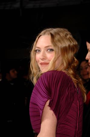 Amanda Seyfried Los Angeles premiere of Red Riding Hood at Graumans Chinese Theatre on March 7, 2011
