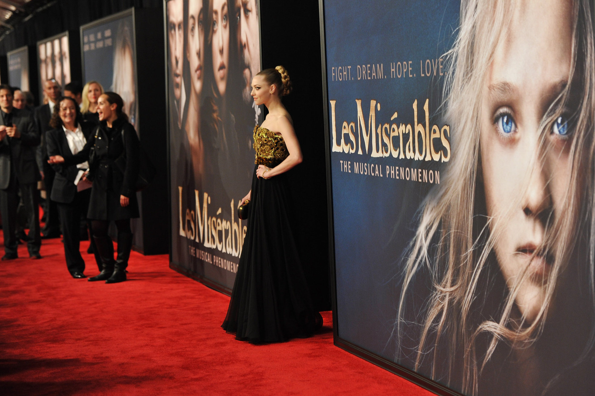 Amanda Seyfried 'Les Miserables' premiere in New York 12/10/12 